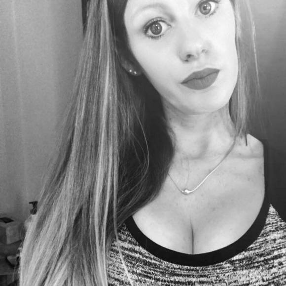 Meet your Posher, Meghan - Picture 1 of 1